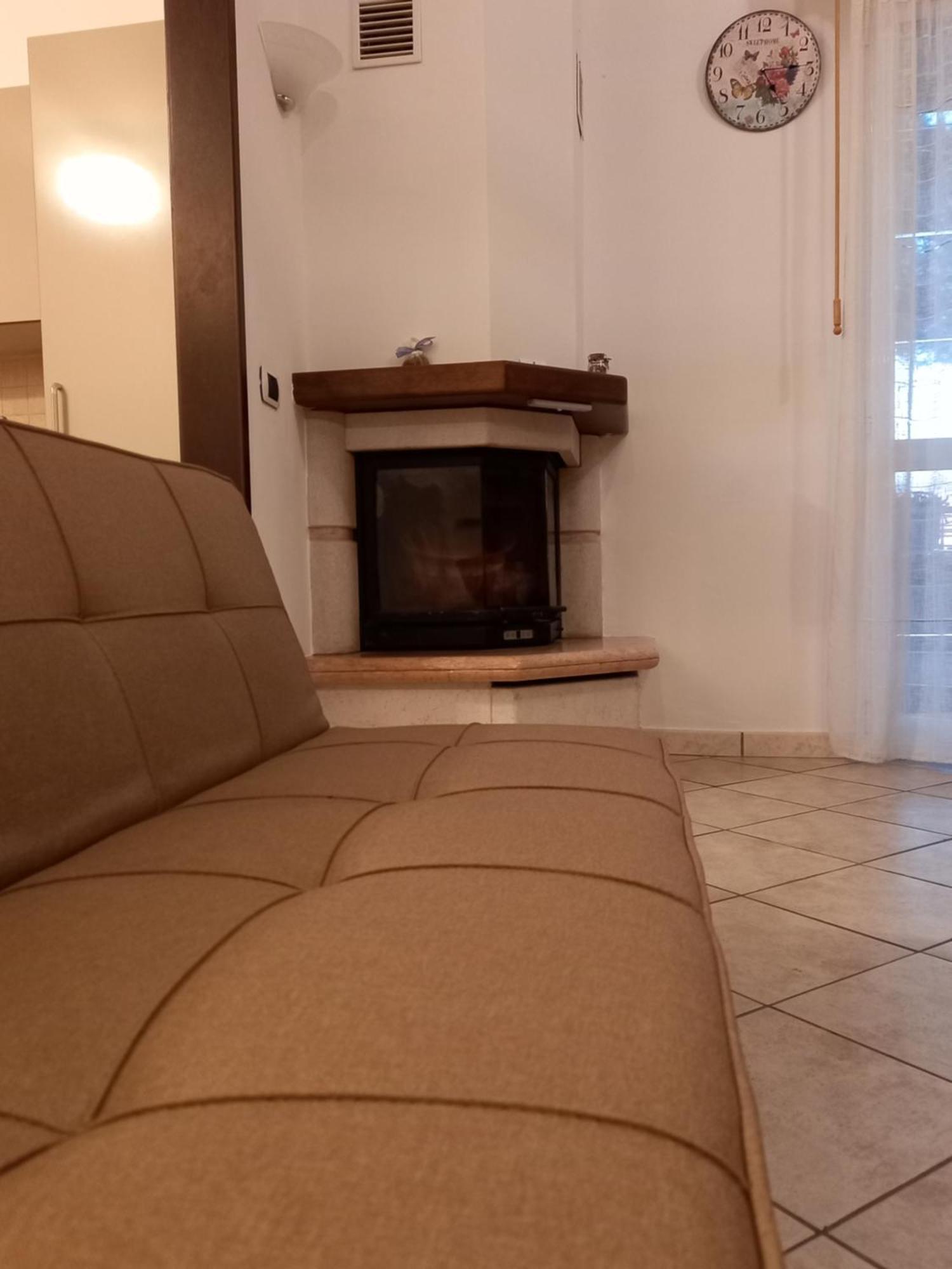 Appartement La Quiete Tra Le Vigne à Collesalvetti Extérieur photo